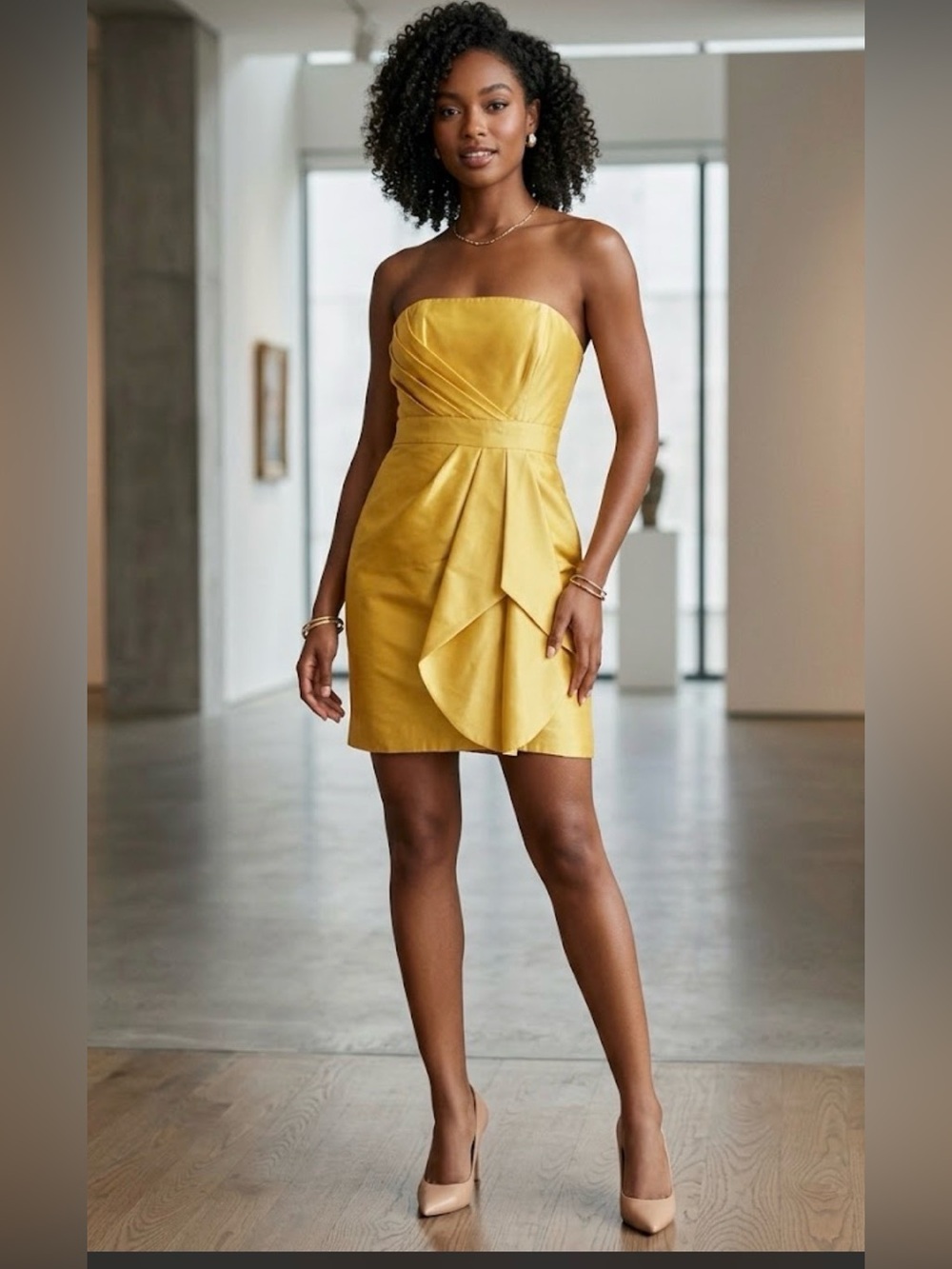 Shoshanna Dress 100% silk Strapless Mini Yellow Gold Pleated size 2
